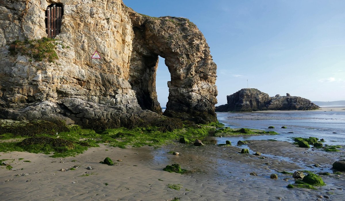 Best Picnic Spots Along a Quiet Coastal Path