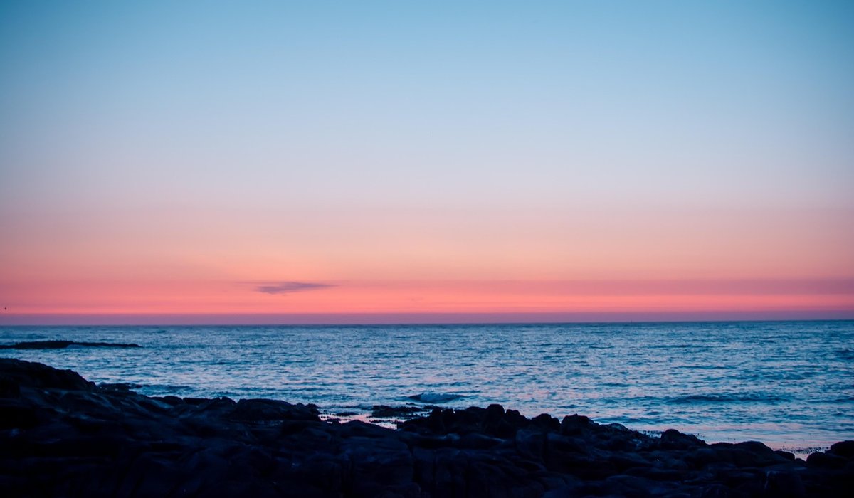 How to Photograph Waves Without Damaging Your Camera